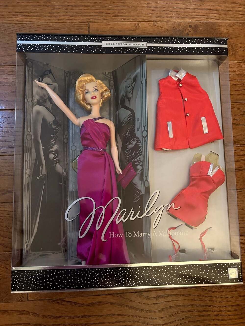 Mattel Barbie Collector Edition Marilyn How To Marry A Millionaire